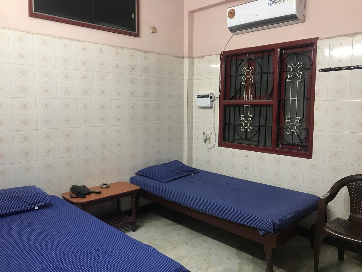 Merit Guest House Chennai Exterior photo