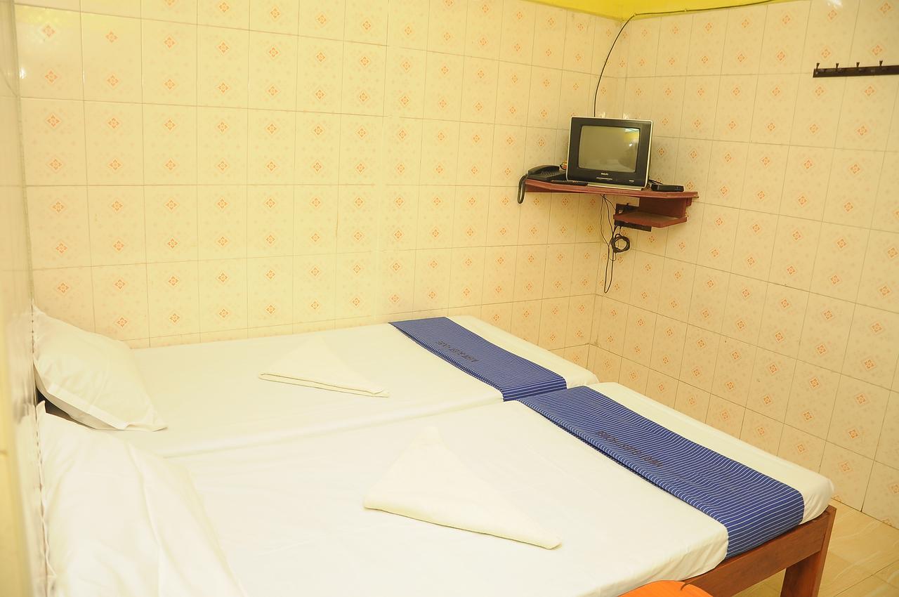 Merit Guest House Chennai Exterior photo